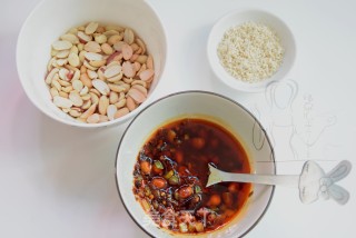 鸡丝红米拌饭的做法步骤：6
