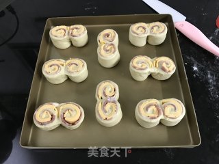 培根奶酪面包卷的做法步骤：12