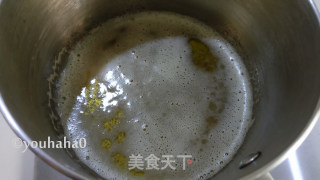 #烤箱美食#柠檬费南雪的做法步骤：2