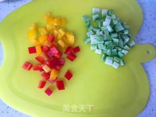 腰果鸡丁的做法步骤：1