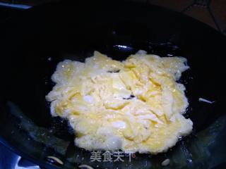 蒜黄炒鸡蛋的做法步骤：4
