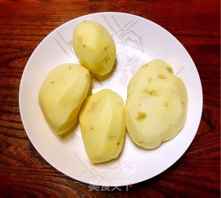 香煎土豆的做法步骤：1