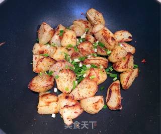 香煎土豆的做法步骤：5