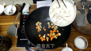 一个人也可以吃很high的砂锅香芋煲~的做法步骤：11