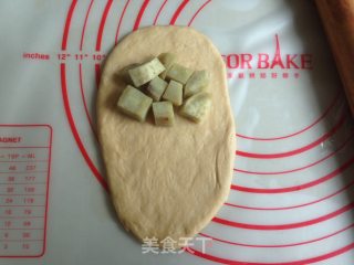 “烤箱美食”红糖红薯面包的做法步骤：6