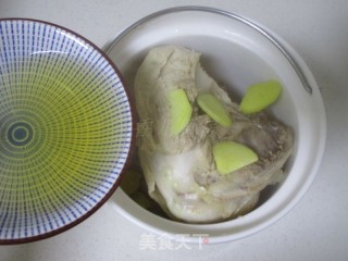 西洋参炖老母鸡的做法步骤：4