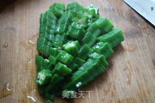 秋葵炒鸡蛋的做法步骤：6