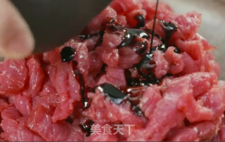 三招、教你炒出又滑又嫩牛肉丝的做法步骤：3