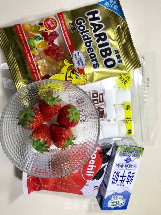 圣诞快乐，甜甜的草莓树的做法步骤：1