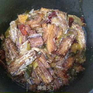 香酥带鱼的做法步骤：6
