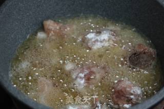 糖醋排骨的做法步骤：5