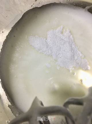 新年戚风蛋糕的做法步骤：7