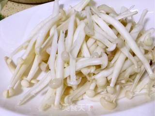 简易版水煮蘑菇的做法步骤：4