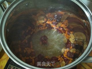 红枣枸杞粉丝糖水的做法步骤：9
