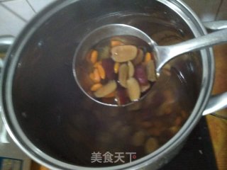 红枣枸杞粉丝糖水的做法步骤：11