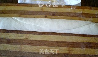 手擀面的做法步骤：4