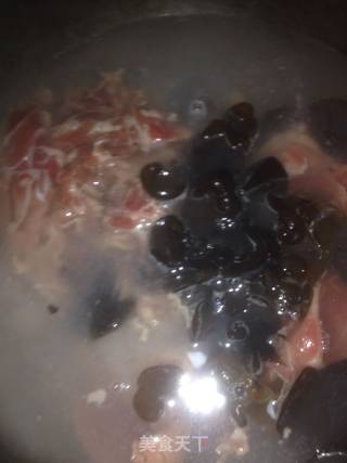 汆拌羊肉的做法步骤：2