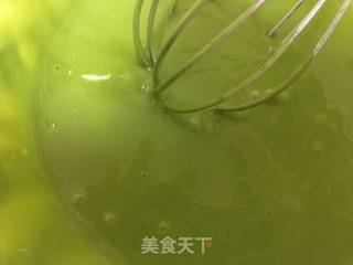 菠菜戚风蛋糕（后蛋法）的做法步骤：5