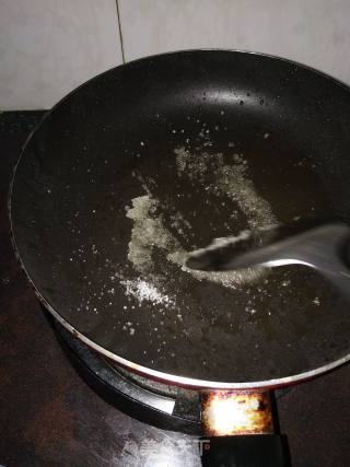 糖醋排骨的做法步骤：2