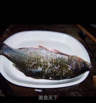 鲫鱼豆腐汤的做法步骤：1