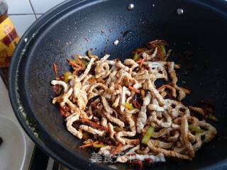 鱼香肉丝的做法步骤：10