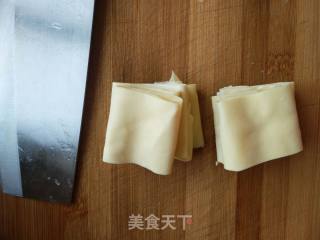 千张金针菇卷的做法步骤：5