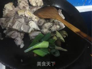 酱骨的做法步骤：5