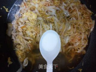 酸菜粉丝煲的做法步骤：5