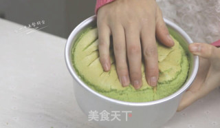 菠菜戚风蛋糕的做法步骤：23