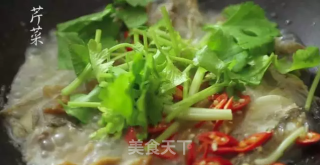 菜脯炒淡角鱼的做法步骤：8
