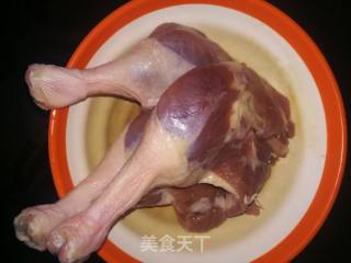 香辣鸭煲的做法步骤：1