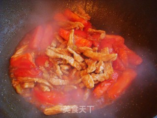 西红柿肉丝面的做法步骤：5