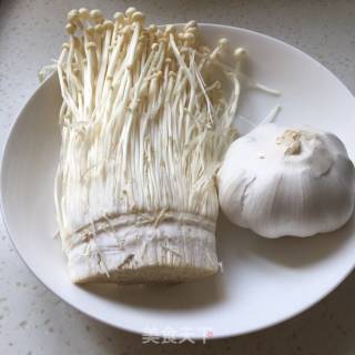 清蒸金针菇的做法步骤：1