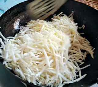 什么菜能敢动你的鼻腔——地方风味憋辣菜的做法步骤：2