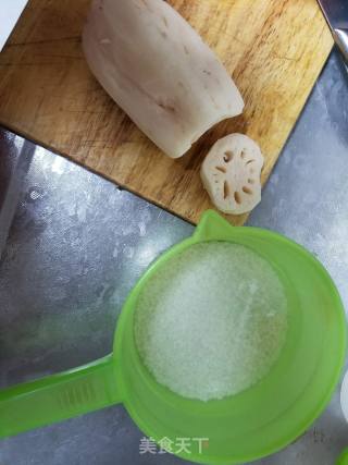 糯米藕的做法步骤：1