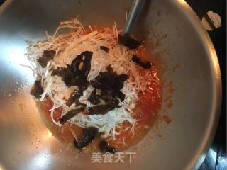 金针西红柿汤的做法步骤：3