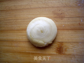 【宫廷御点】蛋黄酥的做法步骤：9
