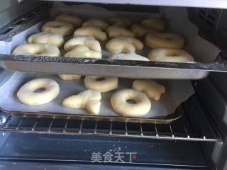 甜甜圈的做法步骤：11