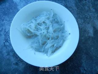 银鱼煎蛋的做法步骤：2