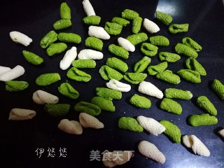 双色麻食的做法步骤：10