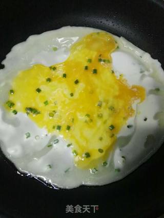 葱香鸡蛋饼的做法步骤：7