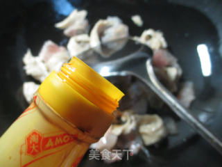 牛筋炒面筋的做法步骤：5