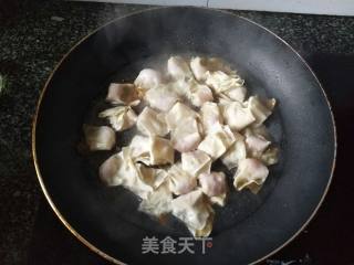 香煎馄饨的做法步骤：2