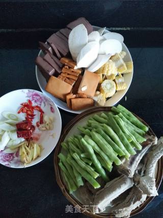 最完美的排骨豆角焖卷子的做法步骤：3