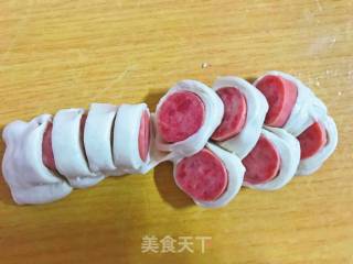 香肠辫子飞饼的做法步骤：7