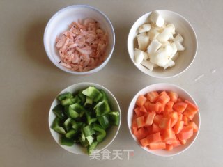 三色炒磷虾的做法步骤：1