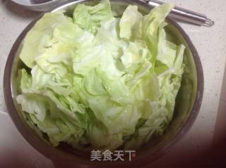 清炒手撕包菜的做法步骤：2