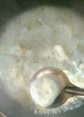 口蘑肉片米粉的做法步骤：8