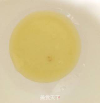香蕉松饼的做法步骤：2