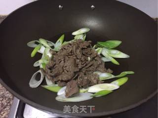 爆炒羊肉的做法步骤：6